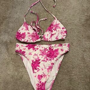 Frankie’s Bikinis 2 piece set